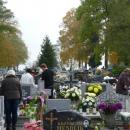 Polska - Łekno cmentarz w dniu święta zmarłych 1 listopad 2011r - panoramio
