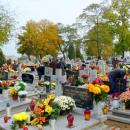 Polska - Łekno cmentarz w dniu święta zmarłych 1 listopad 2011r - panoramio (8)
